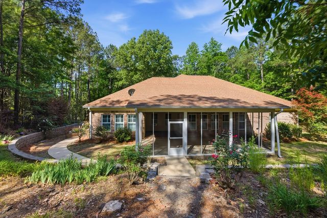 383 Maple Brook Lane, Cataula, GA 31804