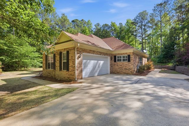 383 Maple Brook Lane, Cataula, GA 31804