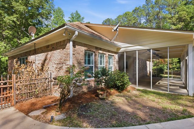 383 Maple Brook Lane, Cataula, GA 31804