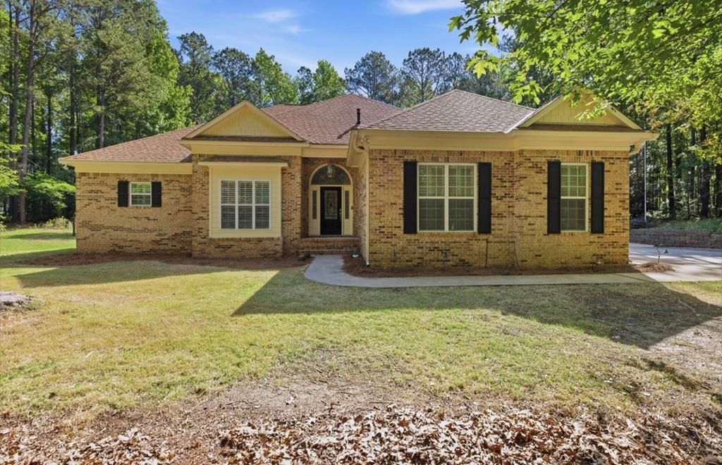 383 Maple Brook Lane, Cataula, GA 31804