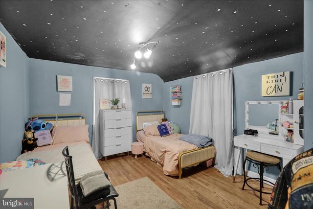 3217 NOBLE ST, Reading, PA 19605
