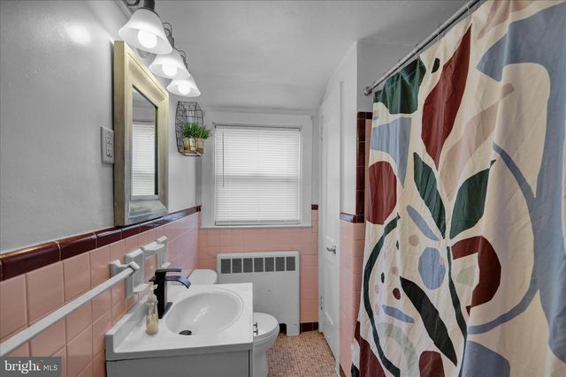 3217 NOBLE ST, Reading, PA 19605