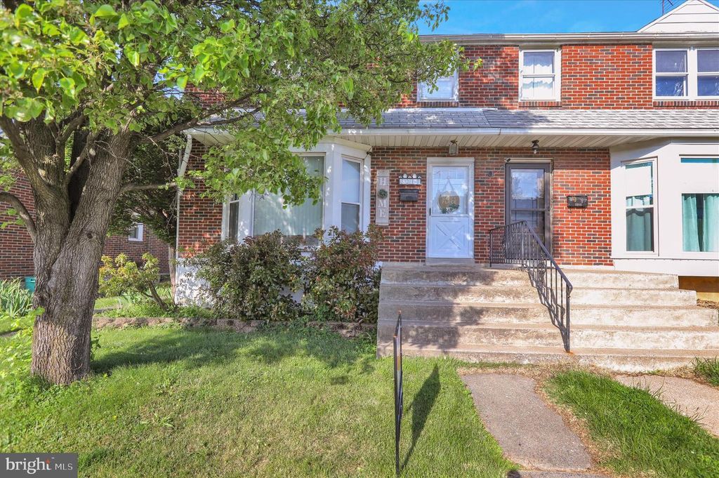 3217 NOBLE ST, Reading, PA 19605