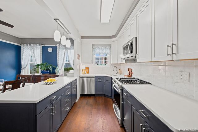 1600 E 34th Street, Brooklyn, NY 11234