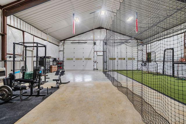 337 County Road 42560, Paris, TX 75462