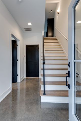 862 W Sharpe Ave Unit 4, Nashville, TN 37206