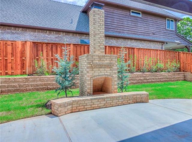 4624 Roundup Road, Edmond, OK 73034