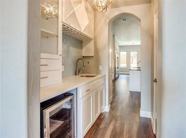 4624 Roundup Road, Edmond, OK 73034