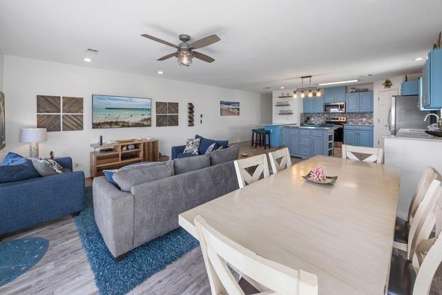 7943 Gulf Boulevard, Navarre, FL 32566