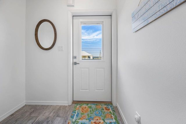 7943 Gulf Boulevard, Navarre, FL 32566