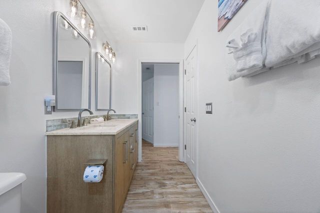 7943 Gulf Boulevard, Navarre, FL 32566