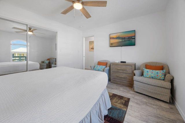 7943 Gulf Boulevard, Navarre, FL 32566