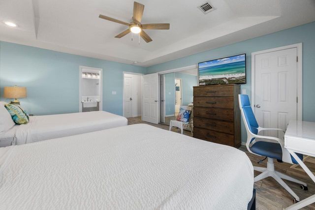 7943 Gulf Boulevard, Navarre, FL 32566