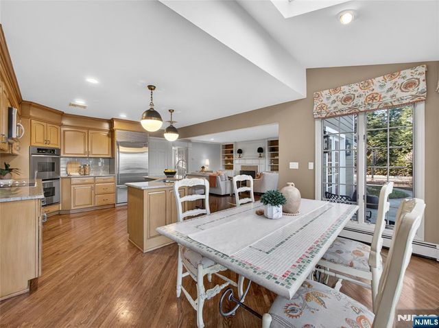 347 Smith Place, Wyckoff, NJ 07481