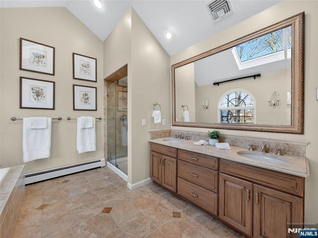 347 Smith Place, Wyckoff, NJ 07481