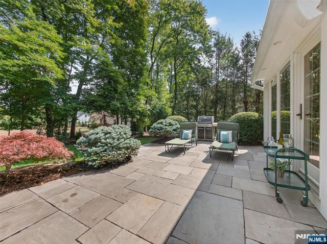 347 Smith Place, Wyckoff, NJ 07481