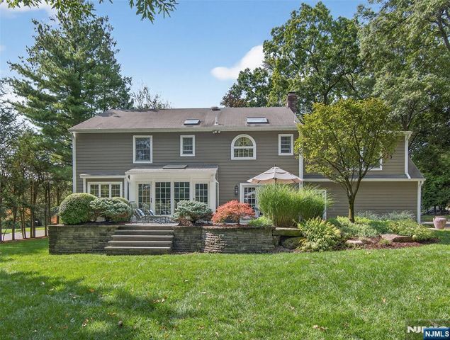 347 Smith Place, Wyckoff, NJ 07481