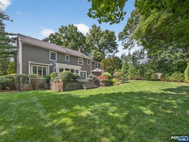347 Smith Place, Wyckoff, NJ 07481