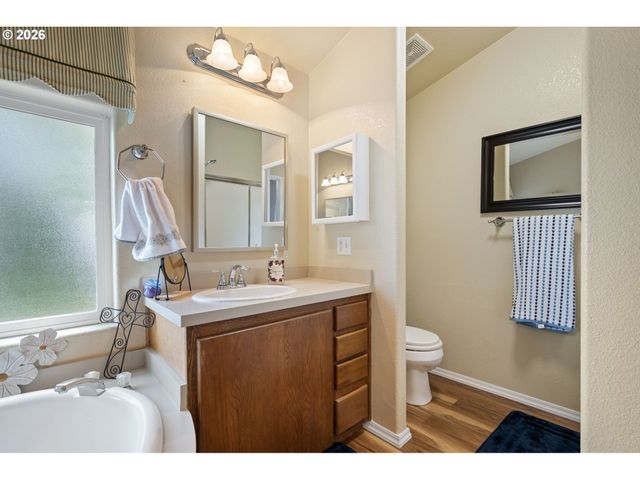 4055 ROYAL Ave 140, Eugene, OR 97402