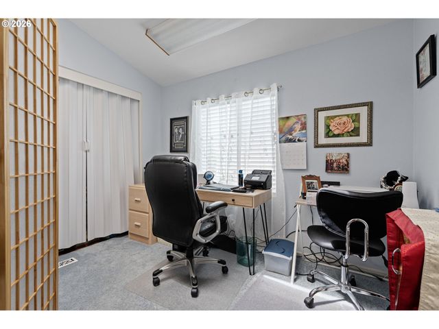 4055 ROYAL Ave 140, Eugene, OR 97402