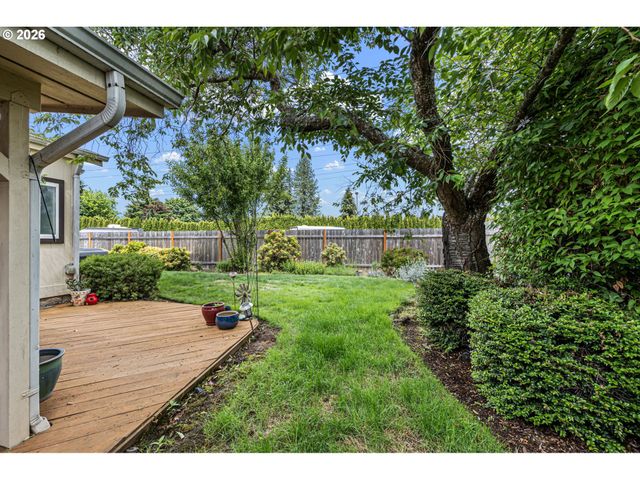 4055 ROYAL Ave 140, Eugene, OR 97402