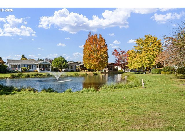 4055 ROYAL Ave 140, Eugene, OR 97402