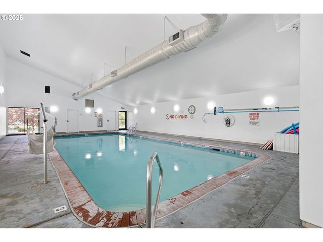 4055 ROYAL Ave 140, Eugene, OR 97402