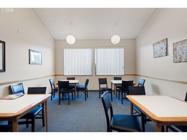 4055 ROYAL Ave 140, Eugene, OR 97402