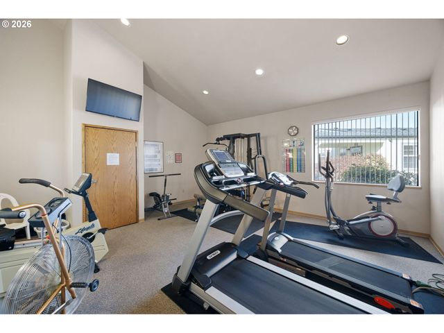 4055 ROYAL Ave 140, Eugene, OR 97402