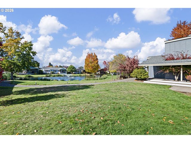 4055 ROYAL Ave 140, Eugene, OR 97402