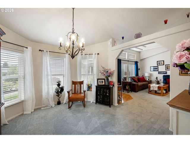 4055 ROYAL Ave 140, Eugene, OR 97402