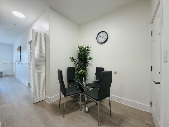 1684 SW 10th St, Miami, FL 33135