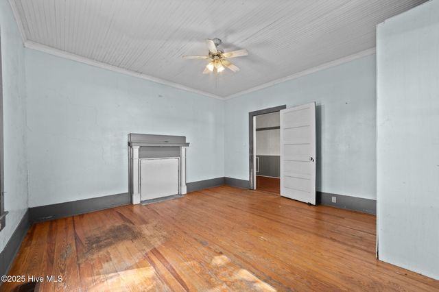 1610 Nc-102 E, Ayden, NC 28513