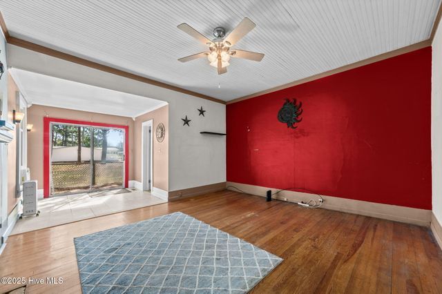 1610 Nc-102 E, Ayden, NC 28513