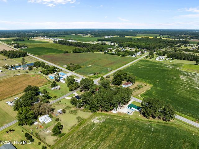 1610 Nc-102 E, Ayden, NC 28513