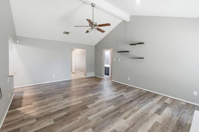 200 Almond Lane, Euless, TX 76039