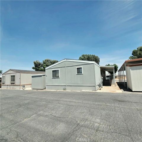 22601 Bear Valley 54, Apple Valley, CA 92308