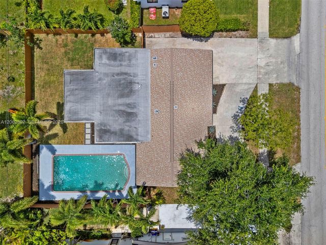949 Lighthouse Drive, North Palm Beach, FL 33408