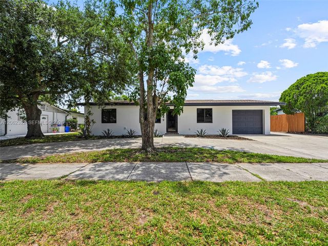 949 Lighthouse Drive, North Palm Beach, FL 33408