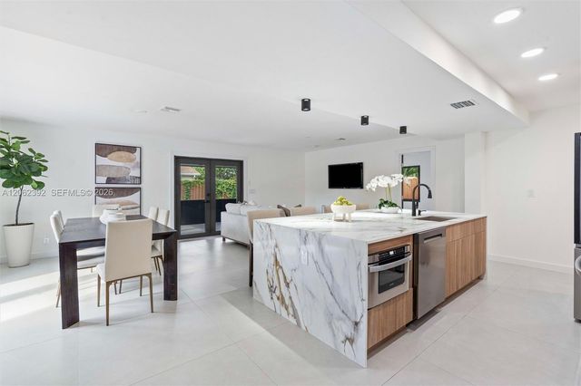 949 Lighthouse Drive, North Palm Beach, FL 33408