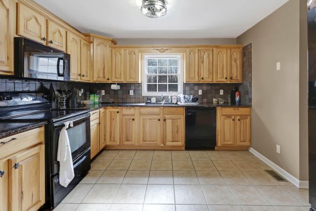 7012 Ron Road, Ooltewah, TN 37363