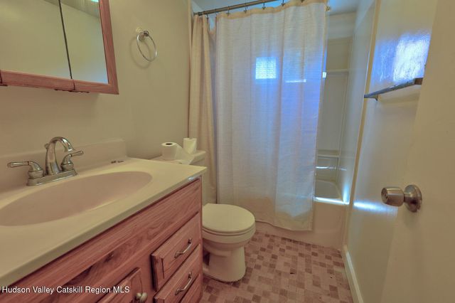 900 Route 23a 27, Catskill, NY 12414