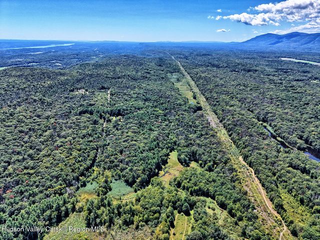 900 Route 23a 27, Catskill, NY 12414