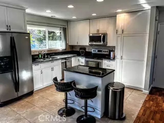 1811 Navajo Place, Escondido, CA 92029