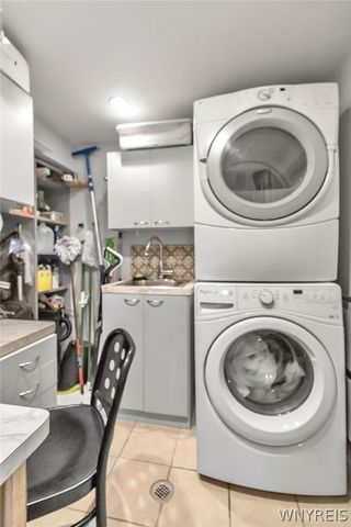 175 College Street, Buffalo, NY 14201