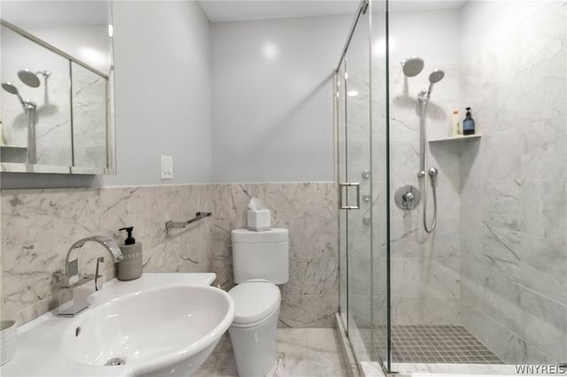 175 College Street, Buffalo, NY 14201