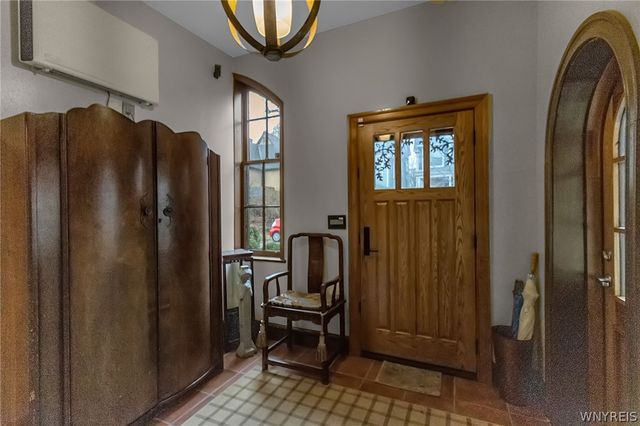 175 College Street, Buffalo, NY 14201