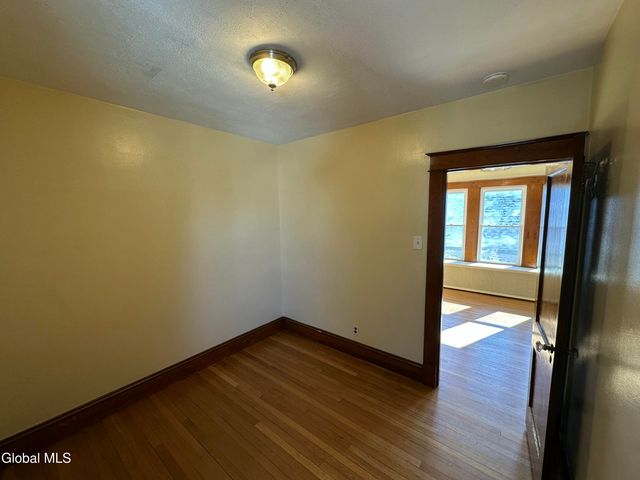 65 Ten Eyck Avenue, Albany, NY 12209