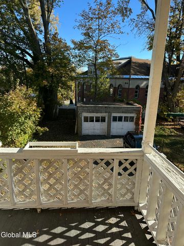 65 Ten Eyck Avenue, Albany, NY 12209