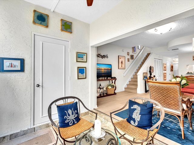 911 Kokomo Key Lane, Delray Beach, FL 33483